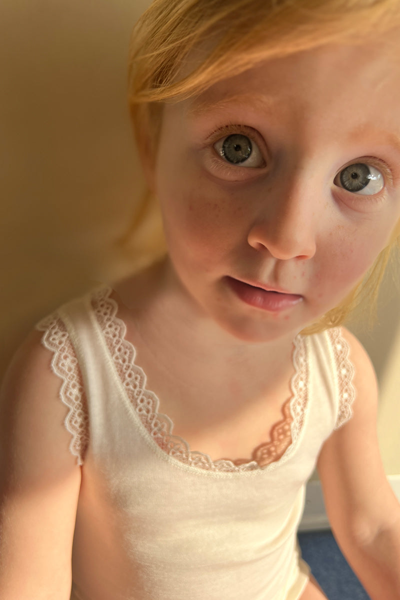 Canottine per bambini e bambine per pelli sensibili in fibre naturali