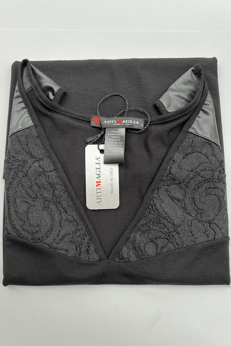 Canotta donna 136 in viscosa - Spalla larga e dettaglio in pizzo