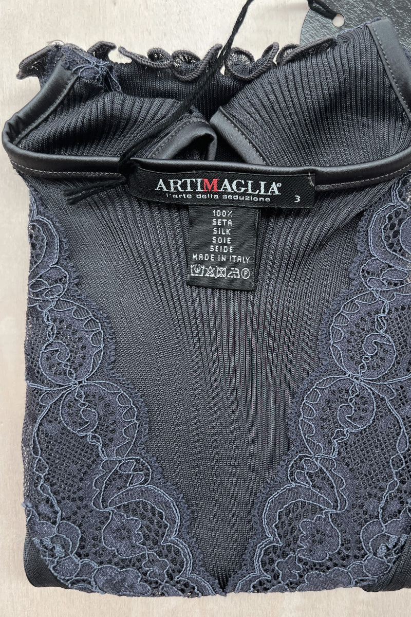 908 02 Sleeveless V-neck - 100%Silk
