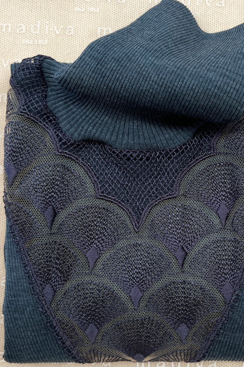 Women's turtleneck sweater Ines - Softness and excellent fit