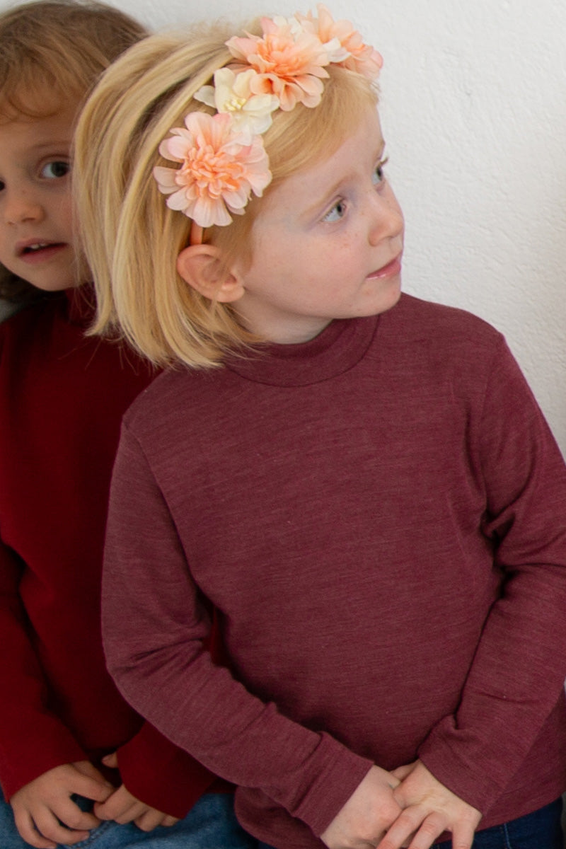 Children's turtleneck sweater Trottola in wool and silk - Gentle on the skin