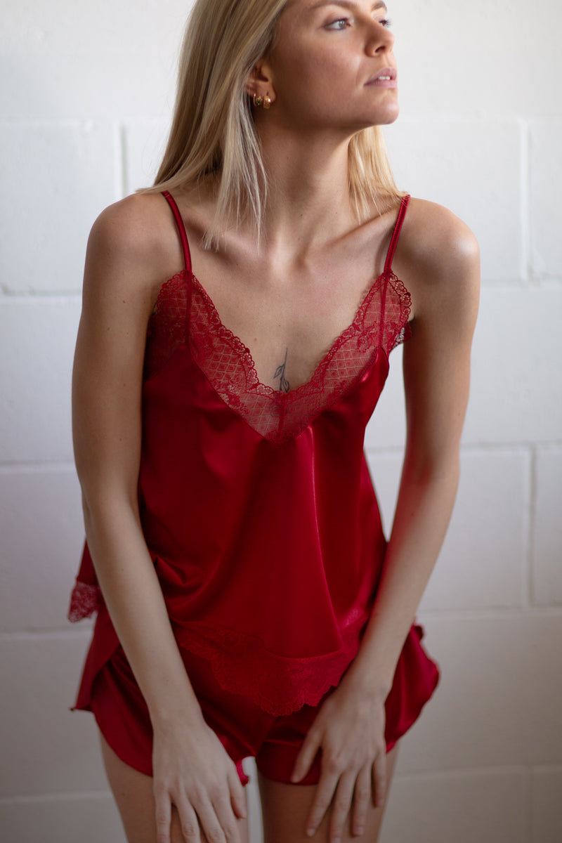 Completo notte da donna Amour in raso - Vestibilit� morbida e finiture �  Madiva