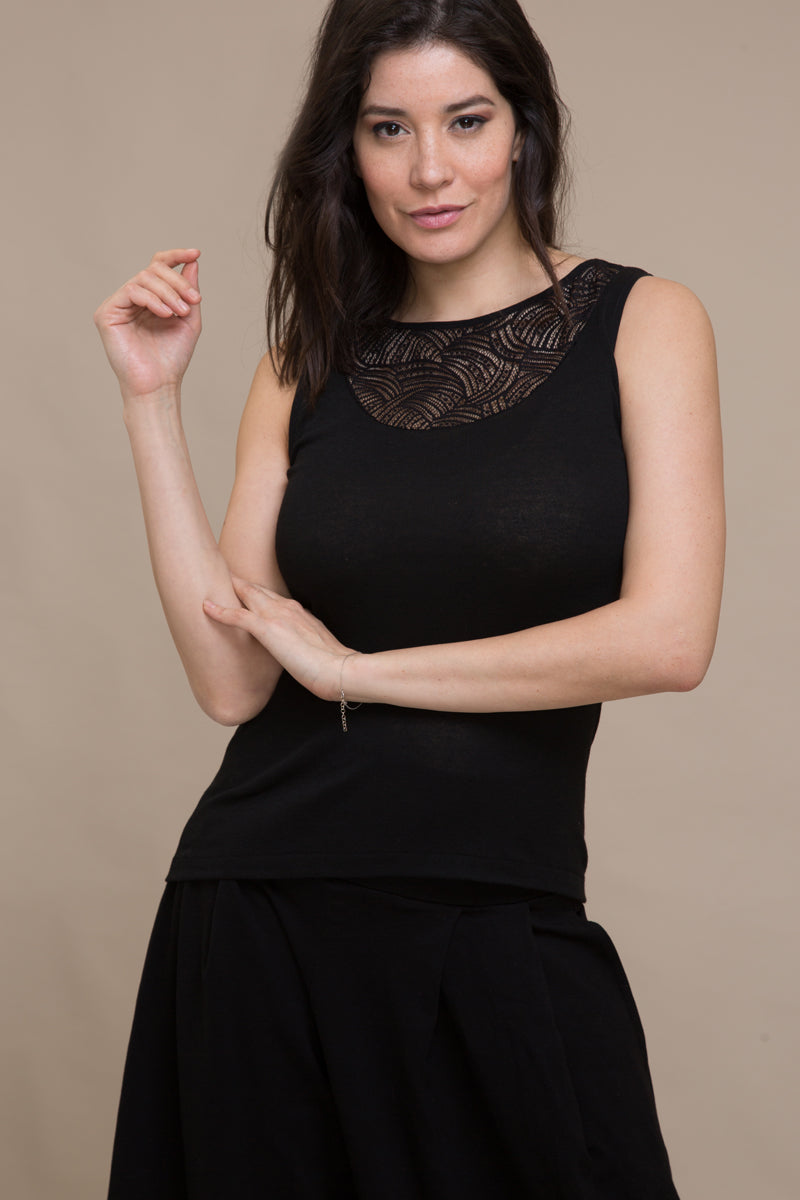 Adele long-sleeve neckline - Ribbed Wool Silk with Macramé