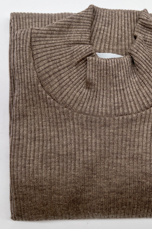 Adele long-sleeve neckline - Ribbed Wool Silk with Macramé