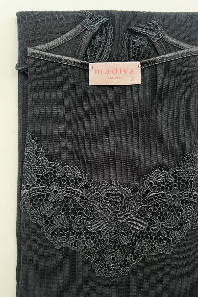 Happy Sleeveless - Wool Silk with macramé