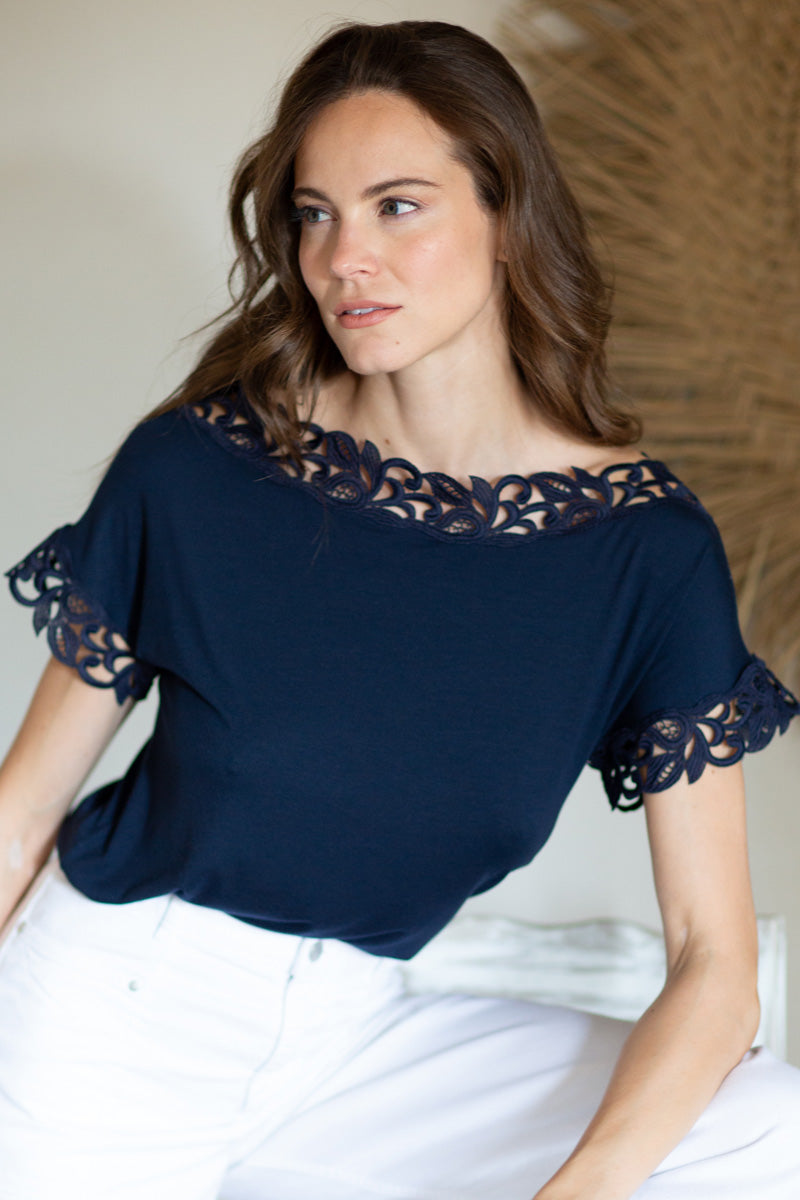 Maglietta donna NARCISO in Micromodal -mezza manica brachetta con balza macramè