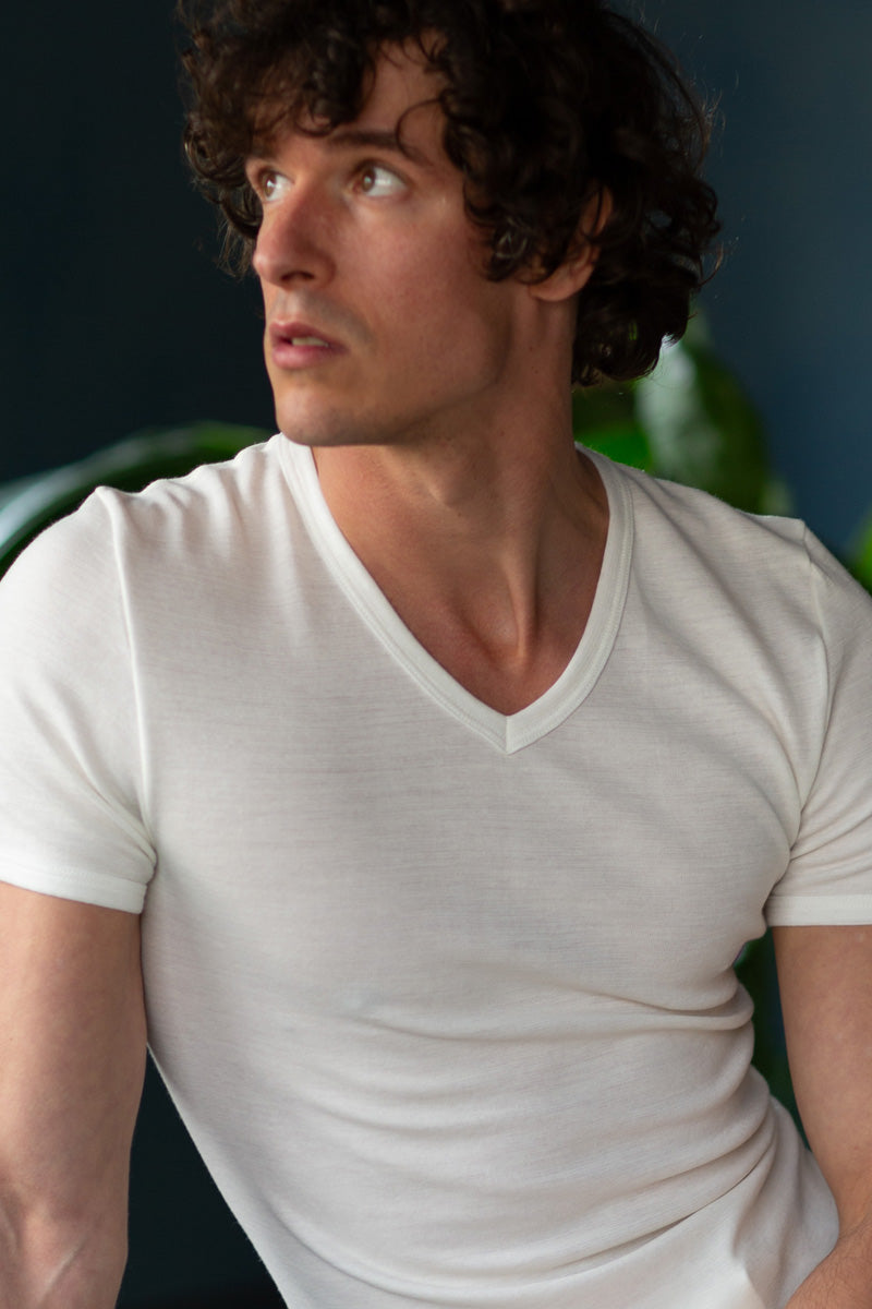 Orvieto Short Sleeve V-neck Sportswear - 100% Pure Virgin Wool - Lightweight Tubular