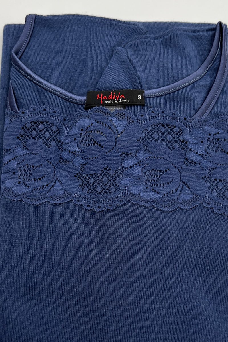 Flora・Boat neckline in modal wool with matching flounce