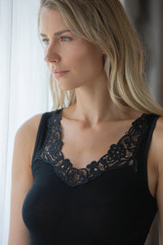 Asia Sleeveless - 100% Filoscozia® Cotton with macramé