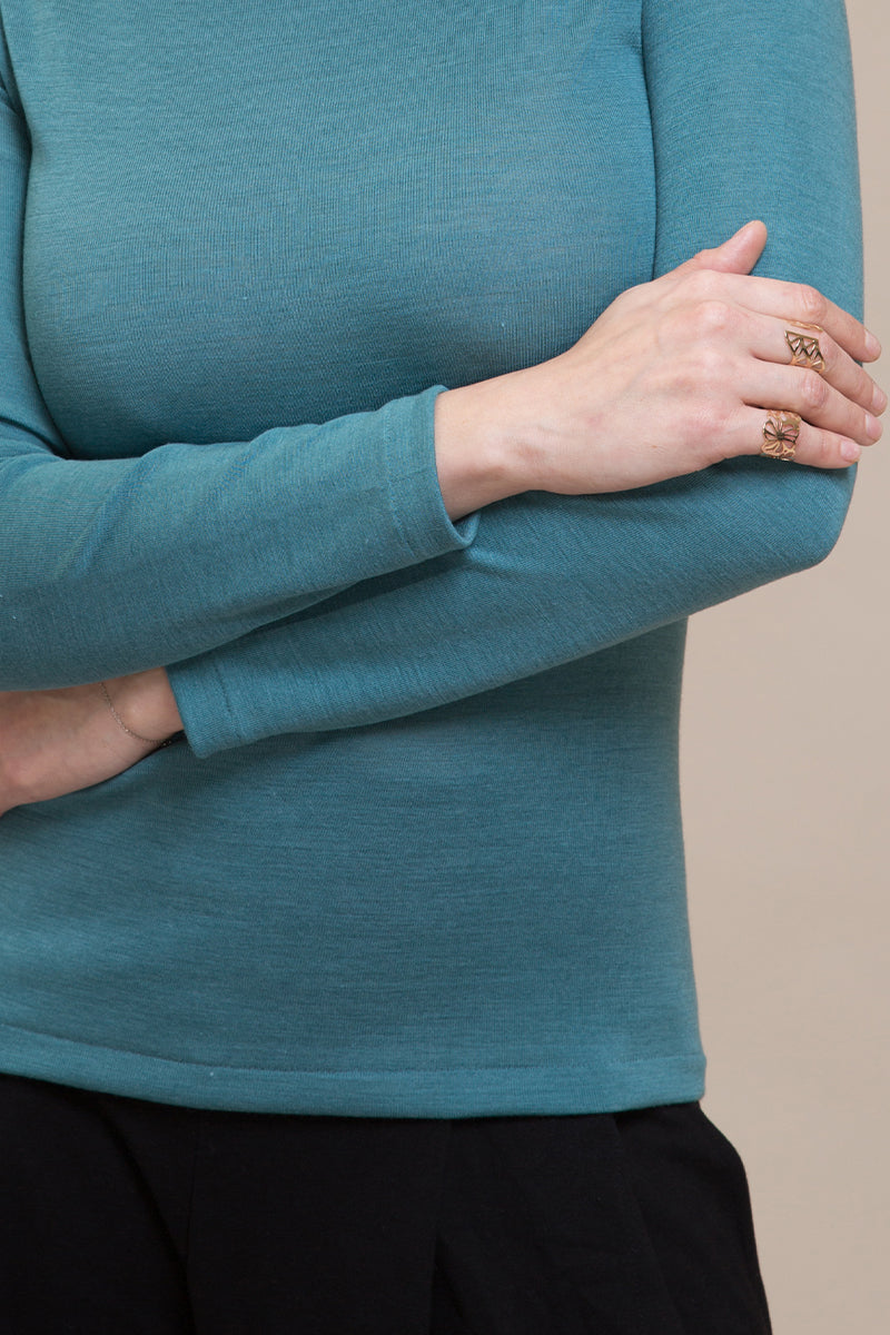 Zoe - Long sleeve turtleneck in silk wool 