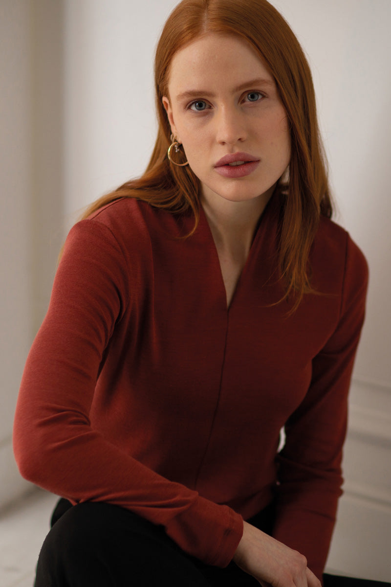 Zoe - Long sleeve turtleneck in silk wool 