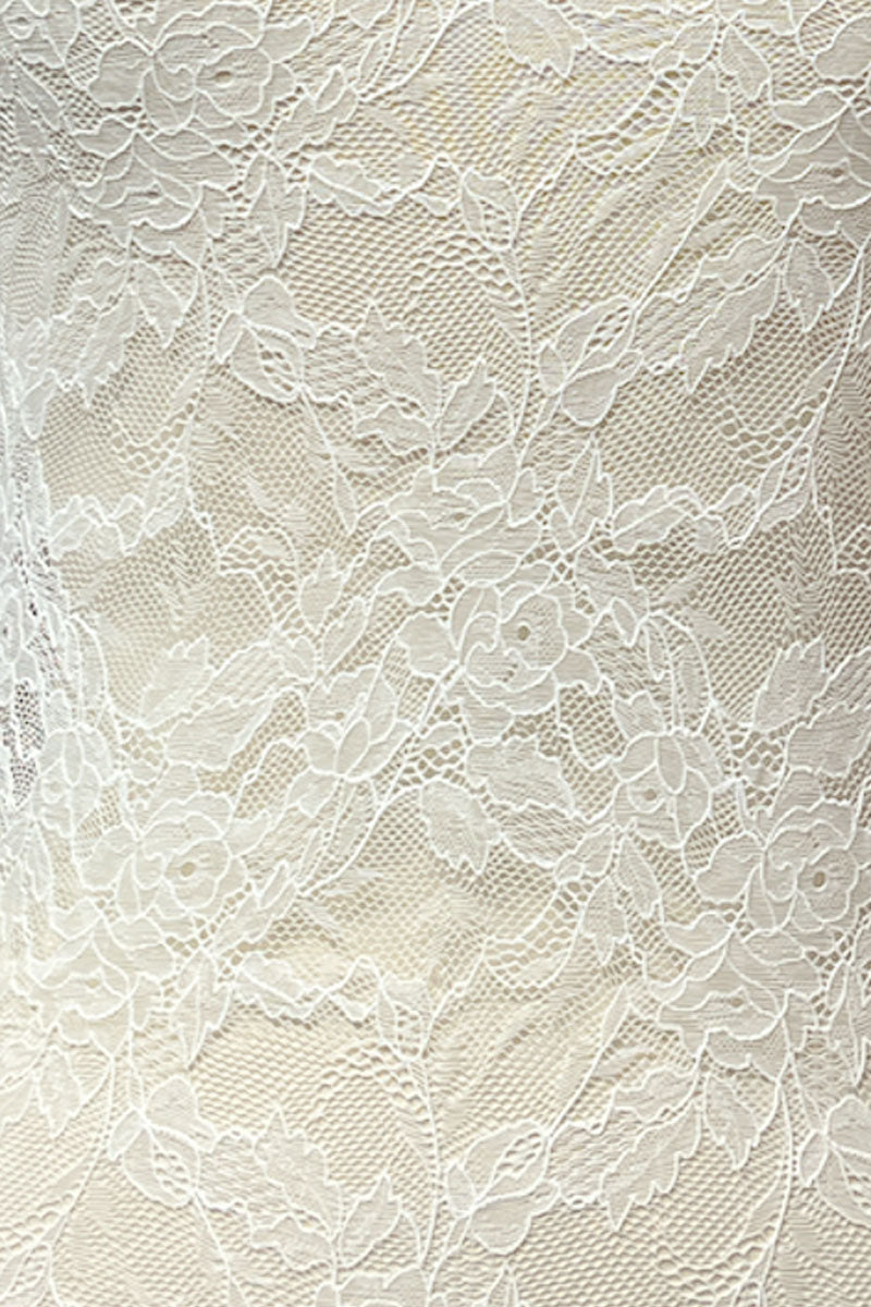 305 04 Long Sleeve Turtleneck - Lace