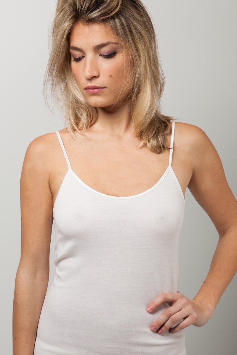 Camilla Camisolle -Outside: 60% wool 40% acrylic Inside: 100% cotton